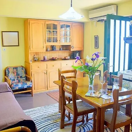 Holiday home Amalthia Farm House Perachori